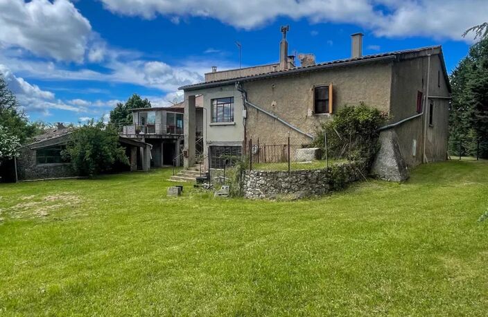 Ensemble immobilier de 245 m² habitables sur 2 ha - — photo 4