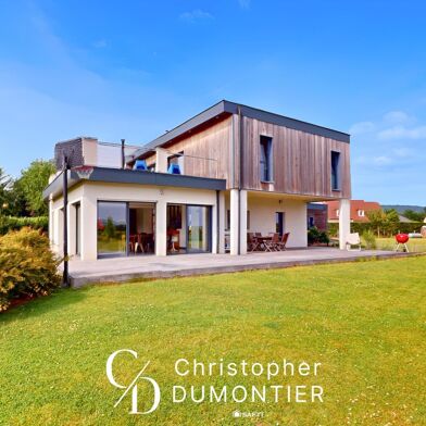 Maison 6 pièces 740000 €