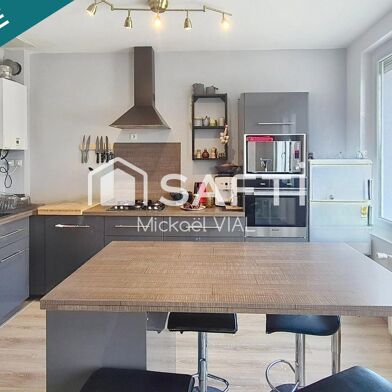 Appartement 4 pièces 74000 €