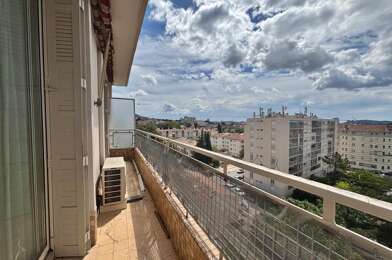 Appartement 4 pièces 200000 €