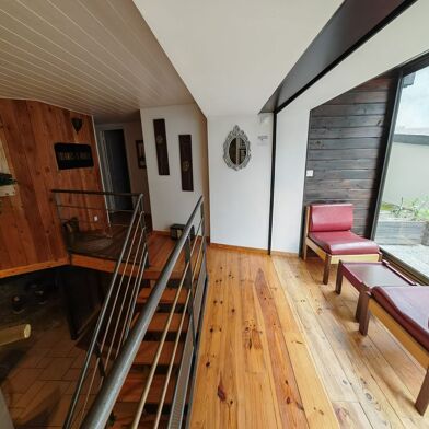 Appartement 4 pièces 252600 €