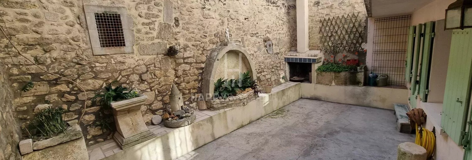 Maison 9 Pièces 118 m² à vendre à Saint-Rémy-de-Provence (13210)