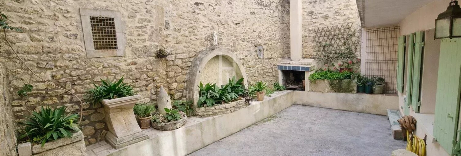 Maison 9 Pièces 118 m² à vendre à Saint-Rémy-de-Provence (13210)