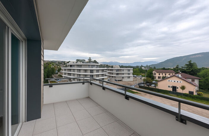 F3 — photo 2