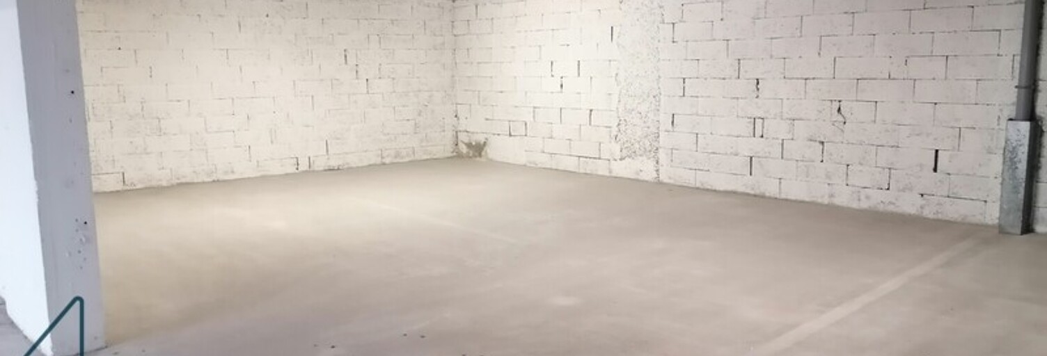 Garage  120 m² à vendre à Vannes (56000)