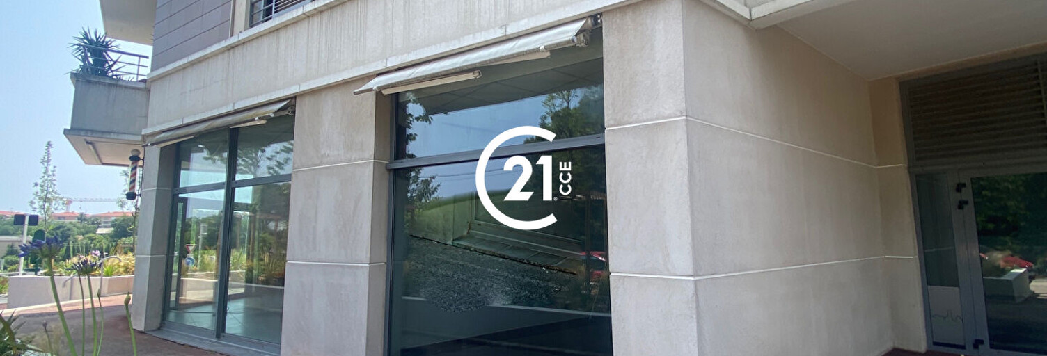 Commerce  74 m² à louer à Antibes (06600)