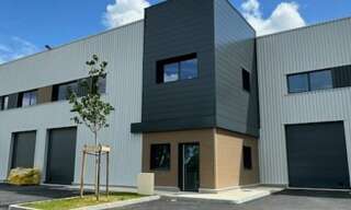 Commerce  246 m² à louer à La Tour-de-Salvagny (69890)