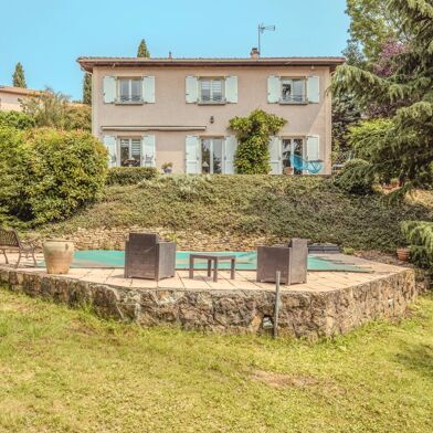 Maison 7 pièces 750000 €