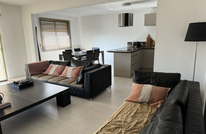 Appartement 3 pièces 73 m2 dernier étage  Saint-Laurent-du-Var — photo 3