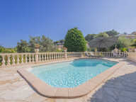 Maison à Sainte-Maxime à quelques mètres de la mer et avec piscine. — photo 2