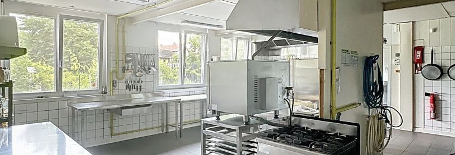 Commerce  420 m² à vendre à Feurs (42110)