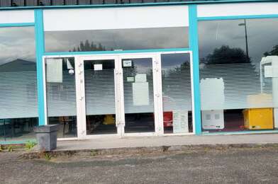 Commerce  313500 €