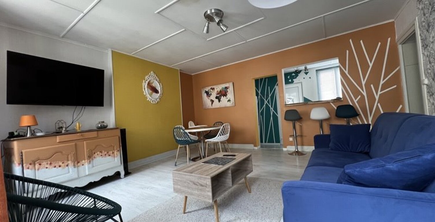 Vente immeuble   Saint-Amand-Montrond (18200) — photo 1