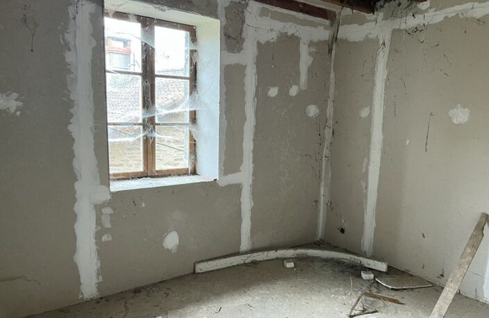 Maison en pierre de 4 pièces principales — photo 5