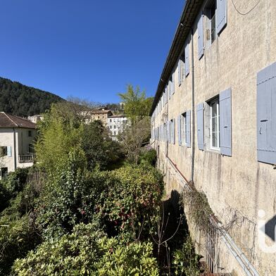 Appartement 8 pièces 390000 €