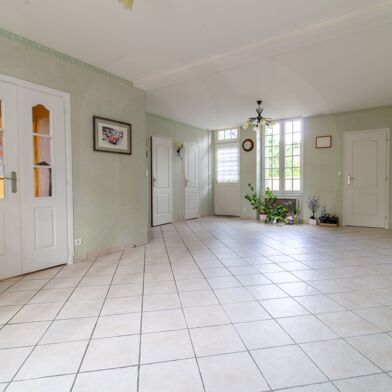 Maison 5 pièces 325000 €