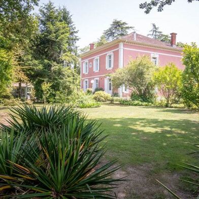 Maison 24 pièces 995000 €