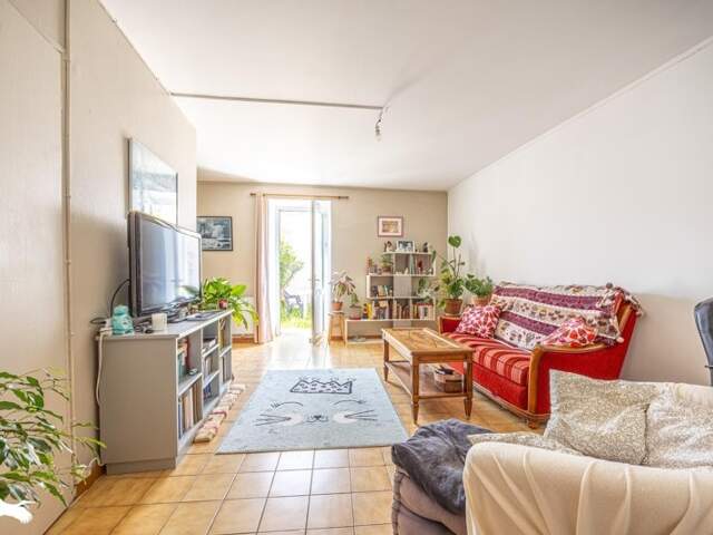 Maison de ville de 5 pièces principales — photo du bien