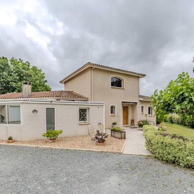 Maison 7 pièces 378500 €