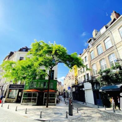 Immeuble  775500 €