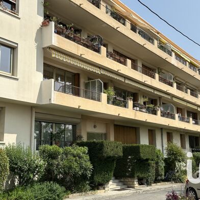 Appartement 4 pièces 437000 €