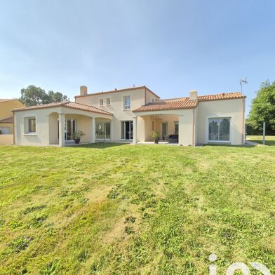 Maison 7 pièces 483000 €