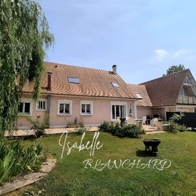 Maison 10 pièces 583000 €