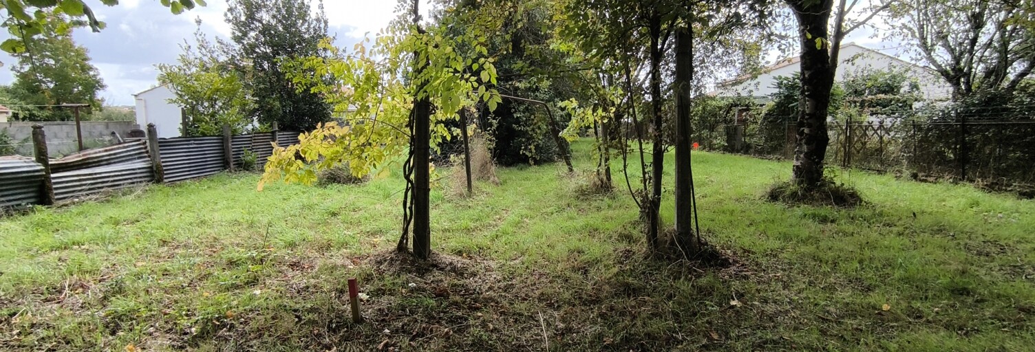 Terrain  680 m² à vendre à Moutiers-les-Mauxfaits (85540)