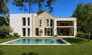 Maison 5 Pièces 230 m² à vendre à Mougins (06250)