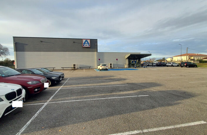 AUTERIVE-LOCAL COMMERCIAL SUR RN20. 1300 m2 — photo 3