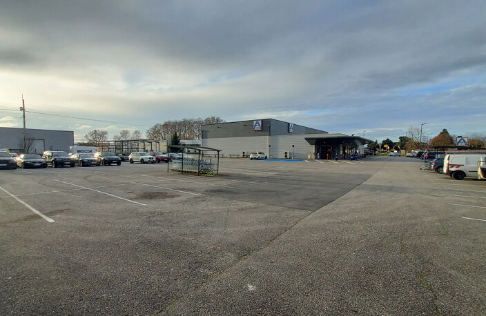AUTERIVE-LOCAL COMMERCIAL SUR RN20. 1300 m2 — photo 5