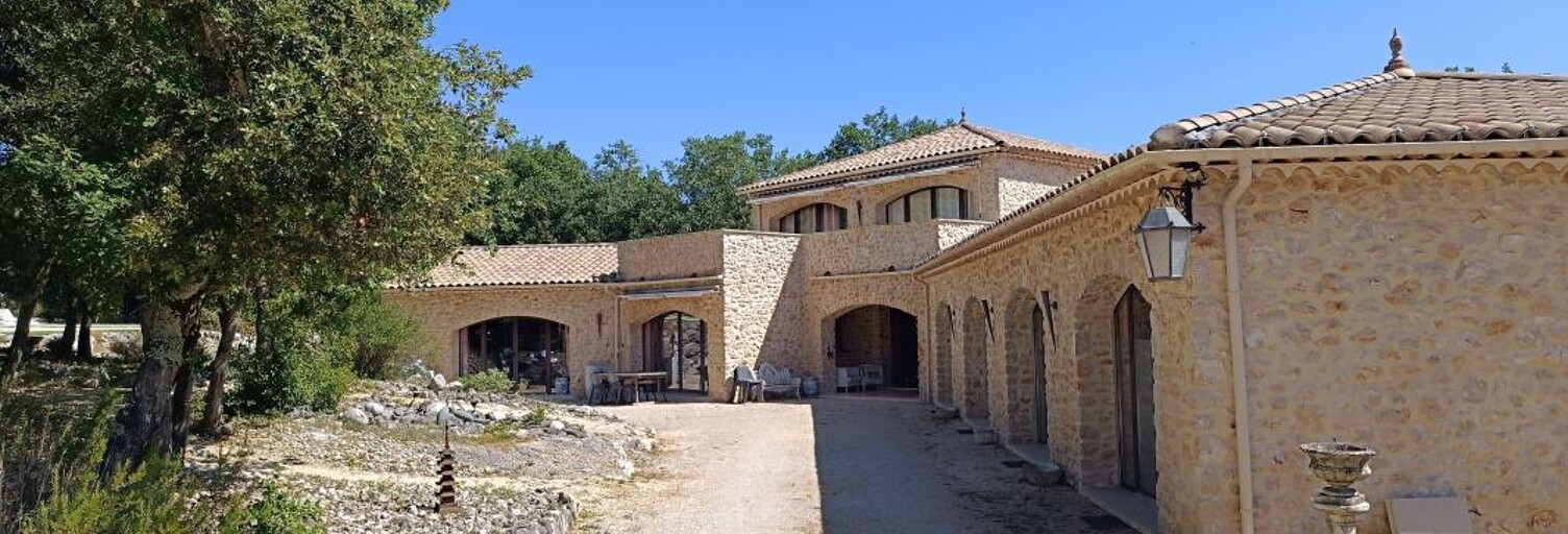 Maison 14 Pièces 341 m² à vendre à Labastide-de-Virac (07150)