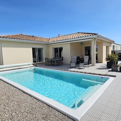 Maison 4 pièces 412000 €