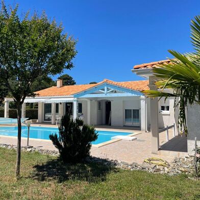 Maison 7 pièces 499000 €