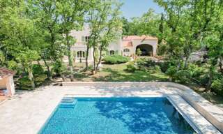 Maison 12 Pièces 358 m² à vendre à Uzès (30700)