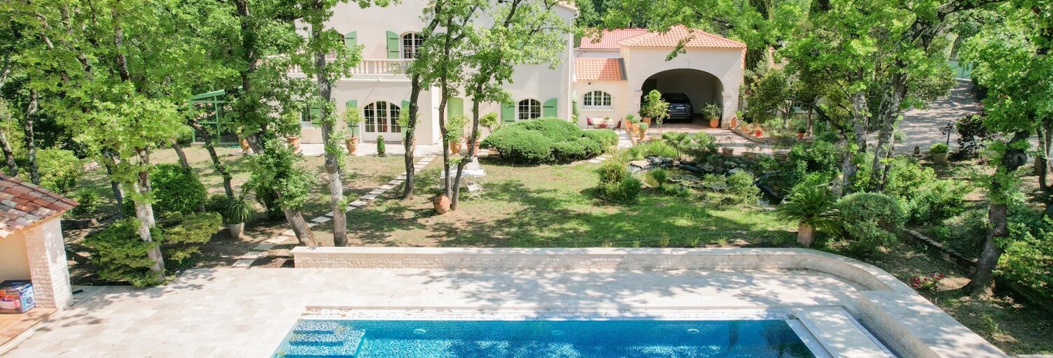 Maison 12 Pièces 358 m² à vendre à Uzès (30700)