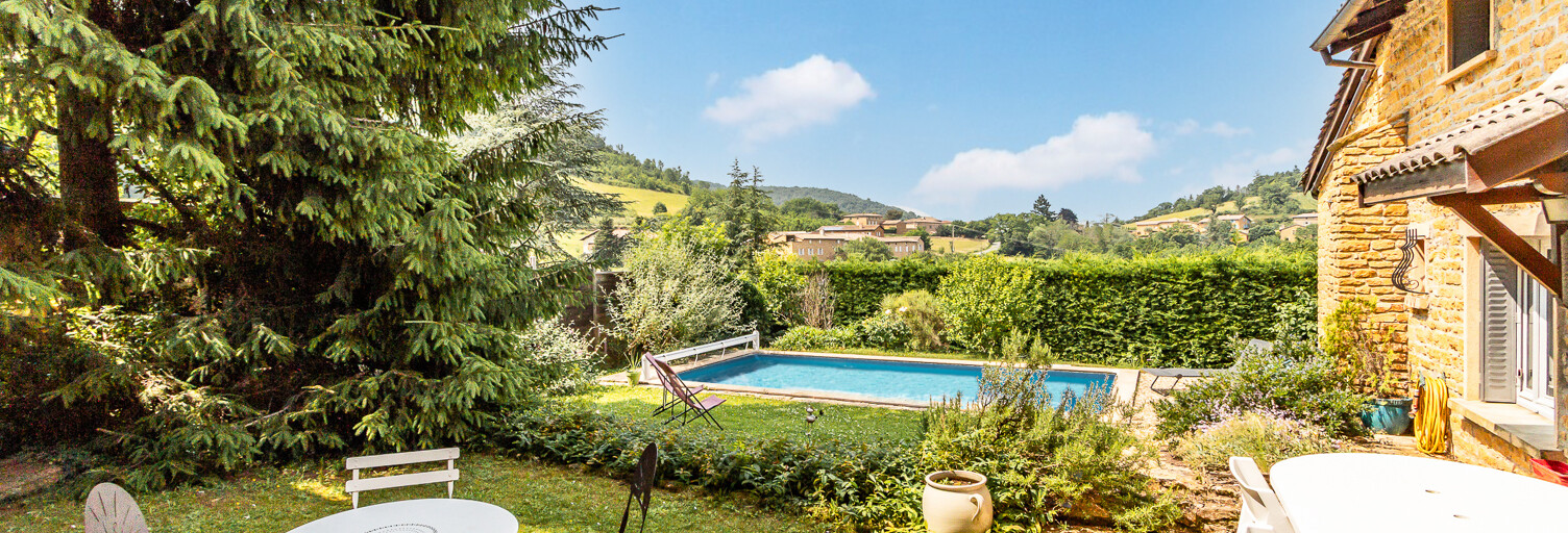 Maison 7 Pièces 170 m² à vendre à Ville-sur-Jarnioux (69640)