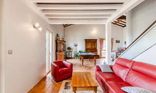 Maison 6 Pièces 165 m² à vendre à Ville-sur-Jarnioux (69640)