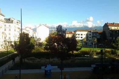 Appartement 1 pièces 325 €