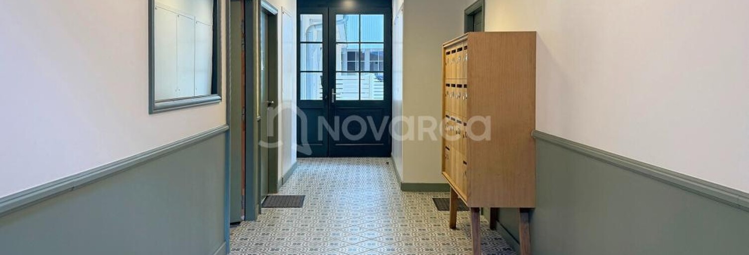 Bureau  20 m² à louer à Pau (64000)