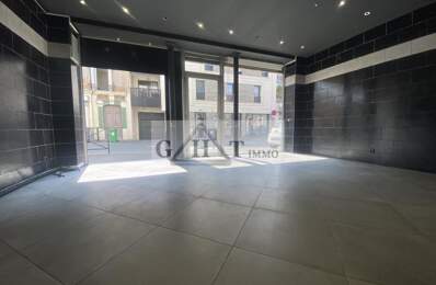 Local commercial 50 m² + cave — photo du bien