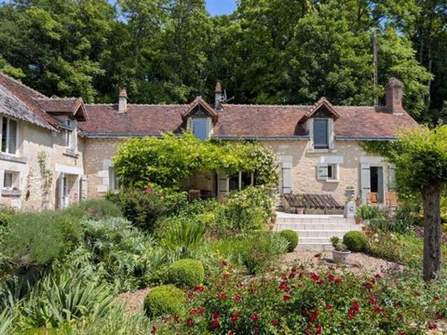 Longère rénovée, 270 m², magnifique jardin,piscine — photo du bien