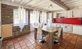 Maison 4 Pièces 121 m² à louer à Haute-Rivoire (69610)