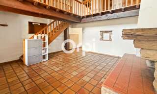 Maison 4 Pièces 121 m² à louer à Haute-Rivoire (69610)