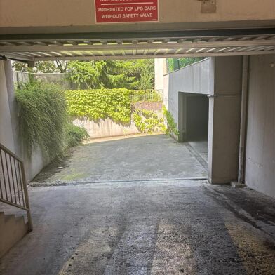 Garage  144 €