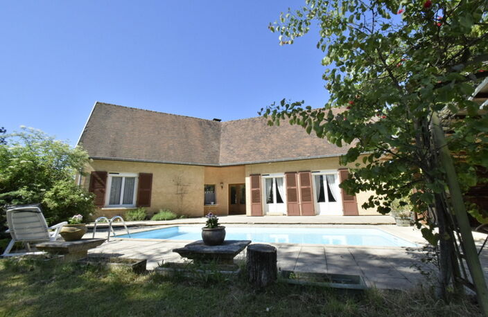 AGREABLE VILLA AVEC PARC — photo 2