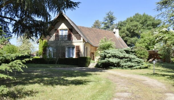 Villa / Maison 5 pièces  à vendre Givry 71640