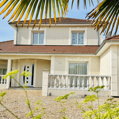 Maison 5 pièces 277000 €