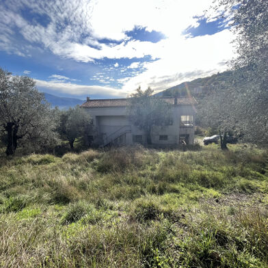 Terrain  198000 €