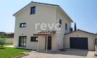 Maison 5 Pièces 240 m² à vendre à Tramoyes (01390)